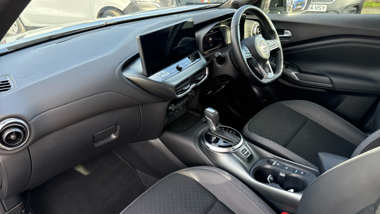 Nissan Juke 1.6 Hybrid N-Connecta 5dr Auto Hybrid Hatchback